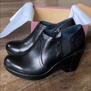 Dansko Booties Size 38